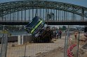 Betonmischer umgestuerzt Koeln Deutz neue Rheinpromenade P142